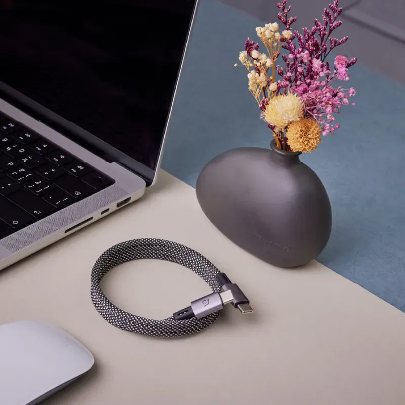 ADAM elements CASA MS100/200 USB-C to USB-C 60W Magnetic Charging Cable