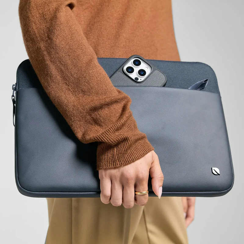 Incase A.R.C Sleeve for 16-Inch Laptop