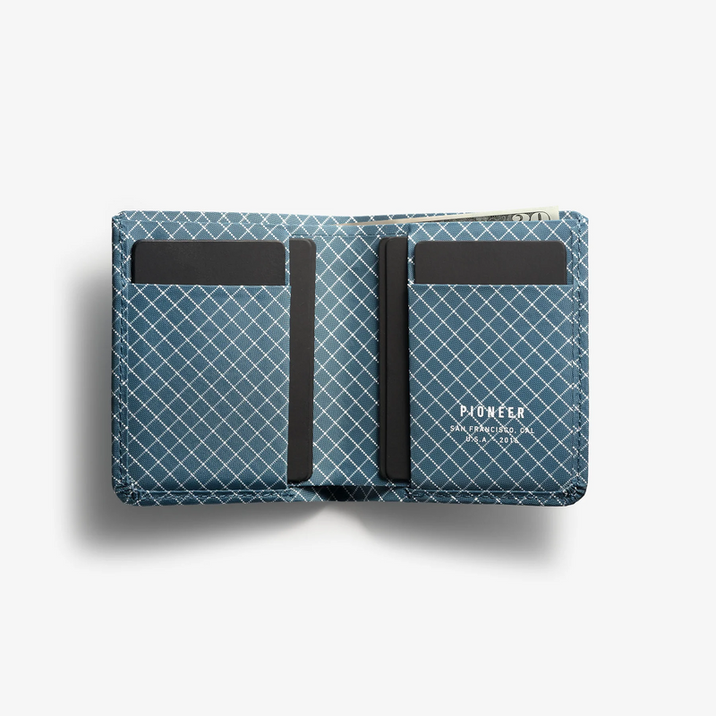 Pioneer Carry Altitude Billfold Wallet