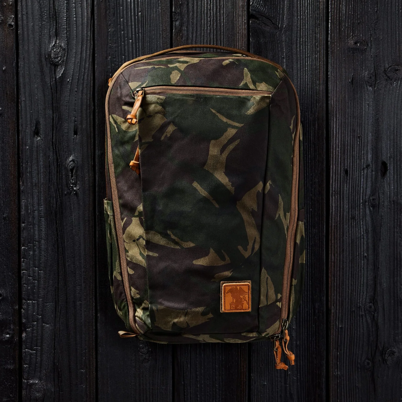 Evergoods Civic Travel Bag 26L - GRIFFIN Edition - Waxed Camo