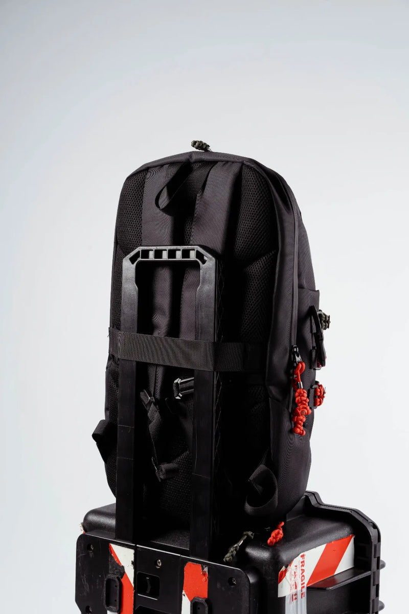 The Meniacc RANG3R Hybrid Bag