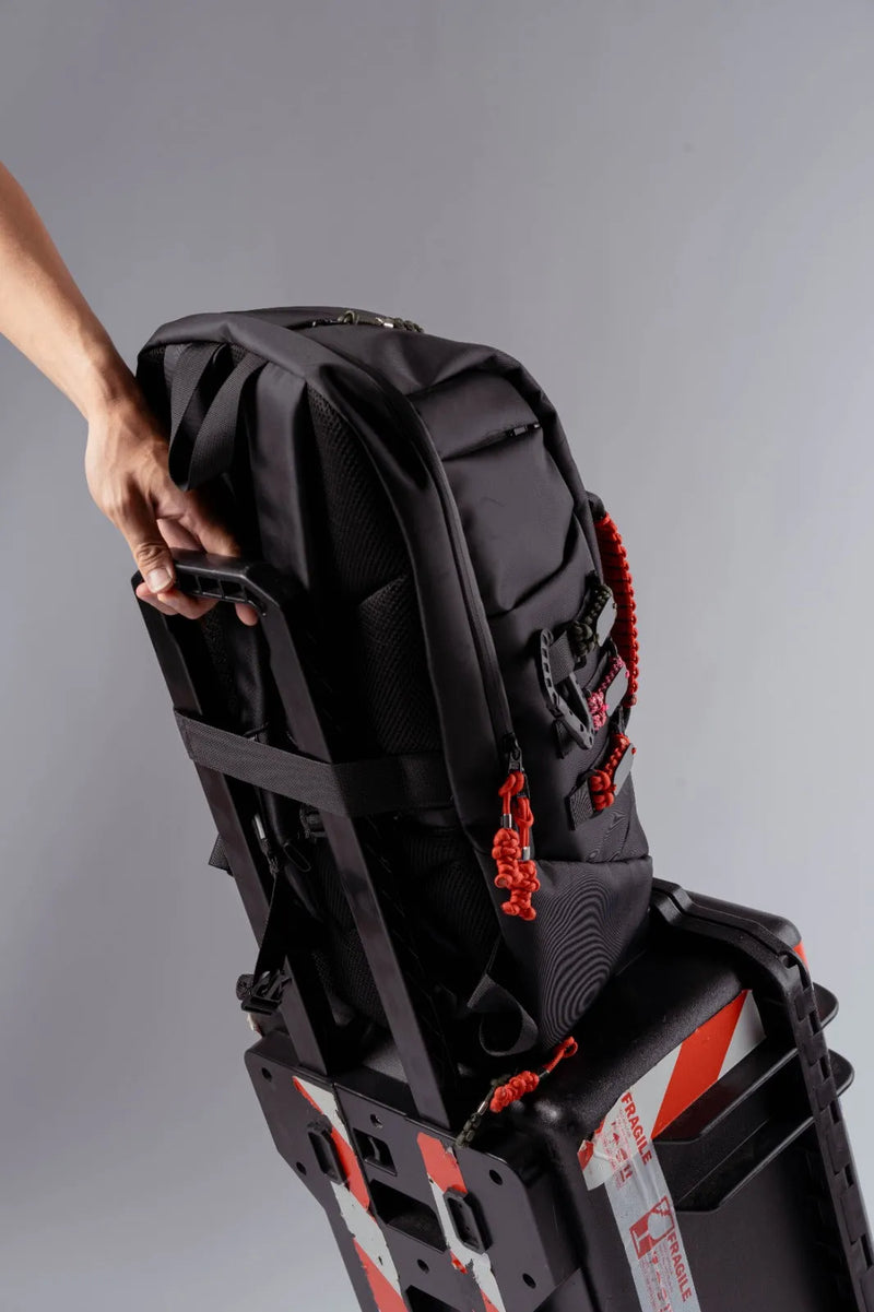 The Meniacc RANG3R Hybrid Bag