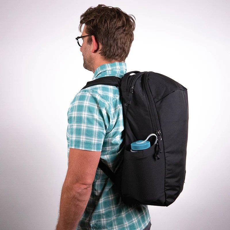 Evergoods Civic Half Zip 26L - Solution Black - Oribags.com